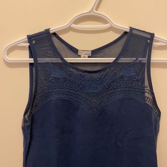 Mesh-top navy tank top - Picture 2 of 4